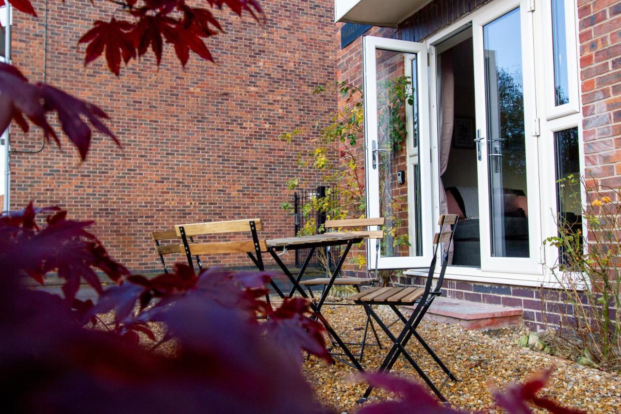 Waters Edge Chester Exterior foto