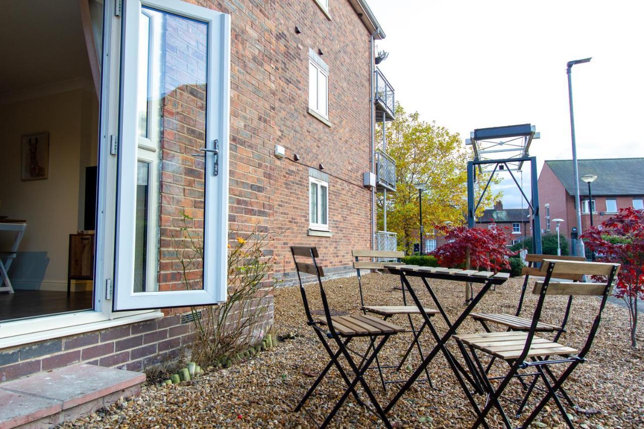 Waters Edge Chester Exterior foto
