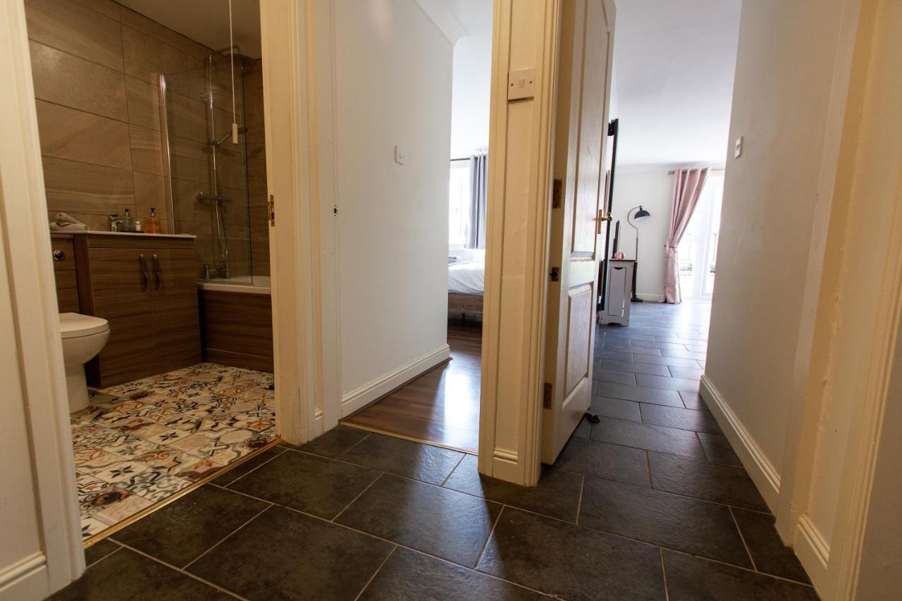Waters Edge Chester Exterior foto